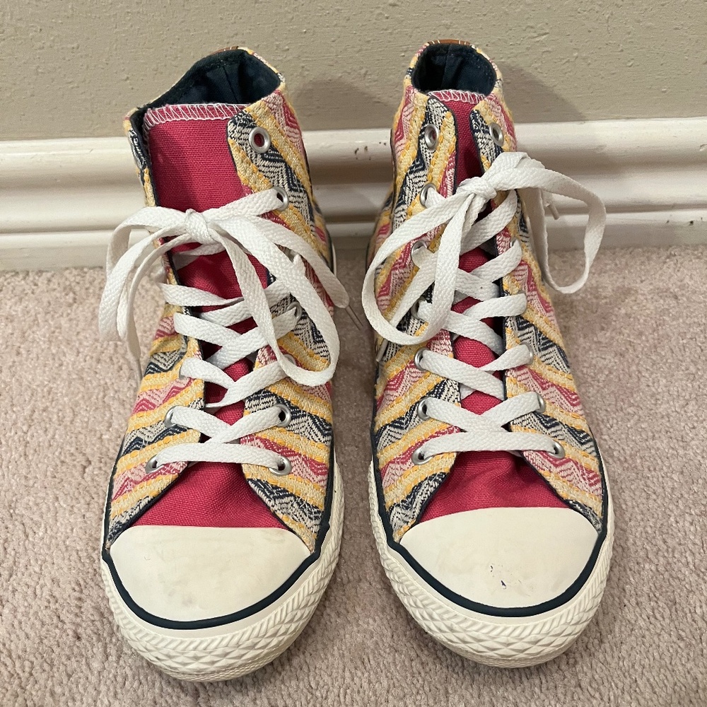Unique Converse All Star Hi Tops in Multicolor, Junior Size 5